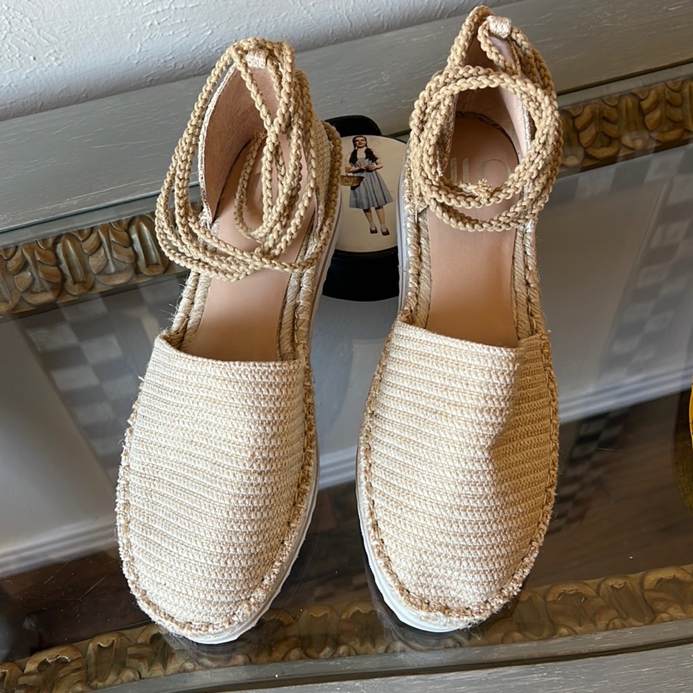 **Jlo Platform Tie Ups** - image 3